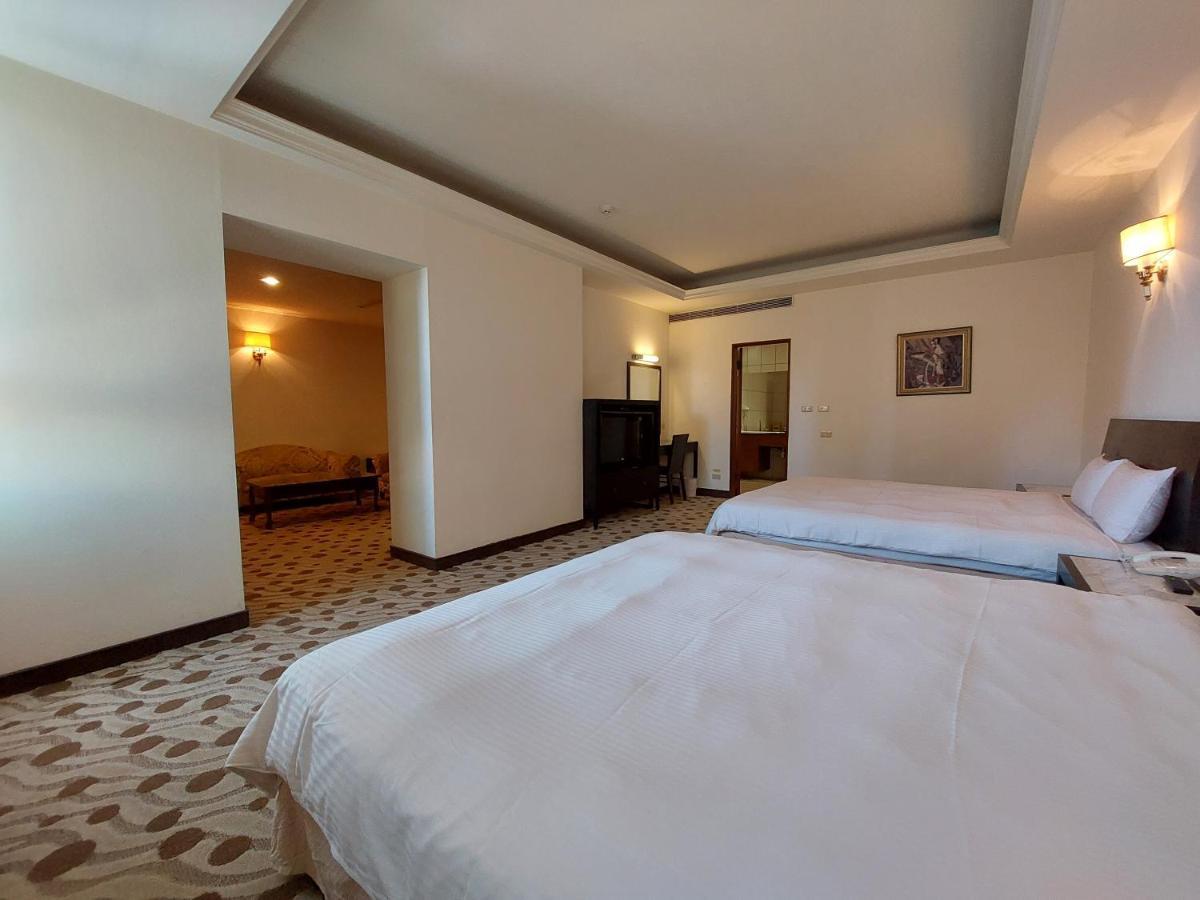 Herkang Hotel 타이중 외부 사진