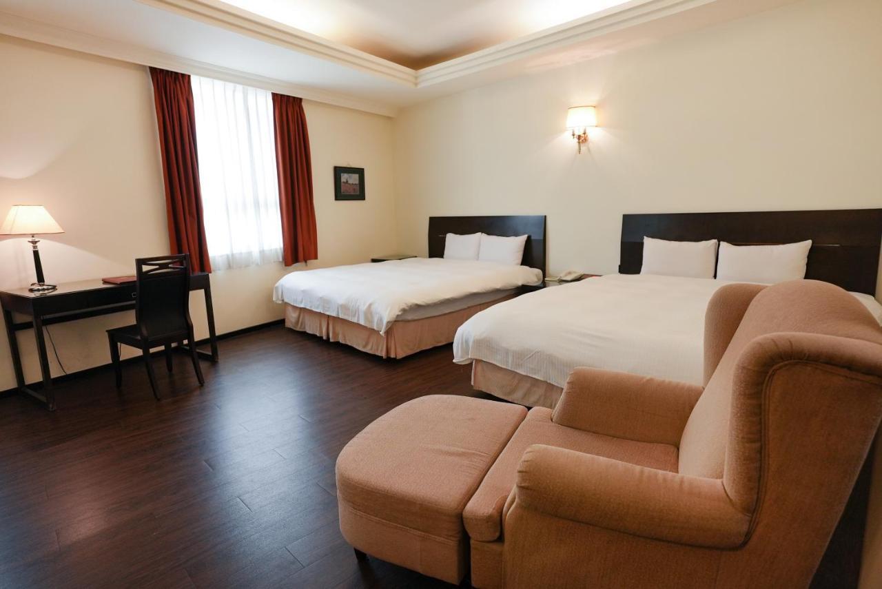 Herkang Hotel 타이중 외부 사진