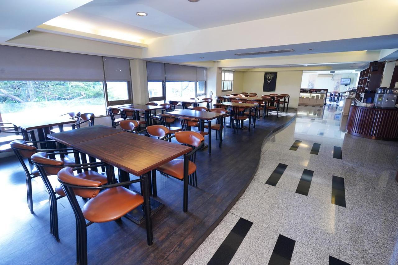 Herkang Hotel 타이중 외부 사진