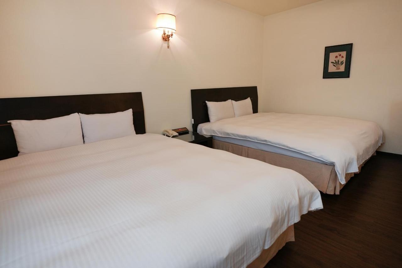 Herkang Hotel 타이중 외부 사진