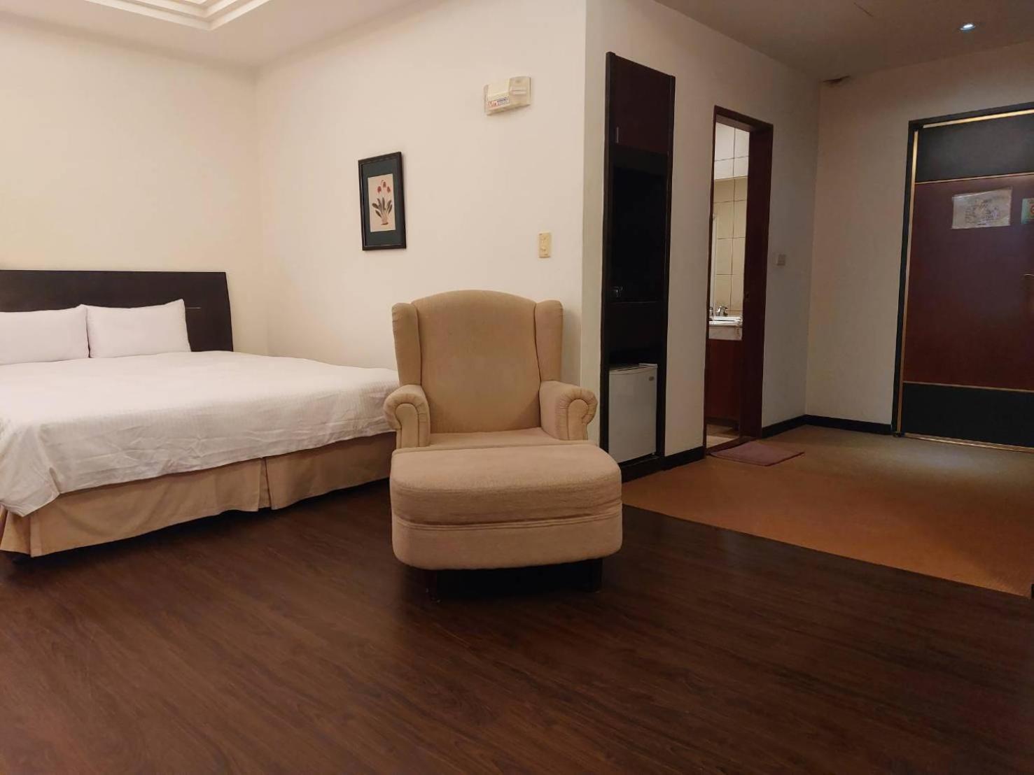 Herkang Hotel 타이중 외부 사진