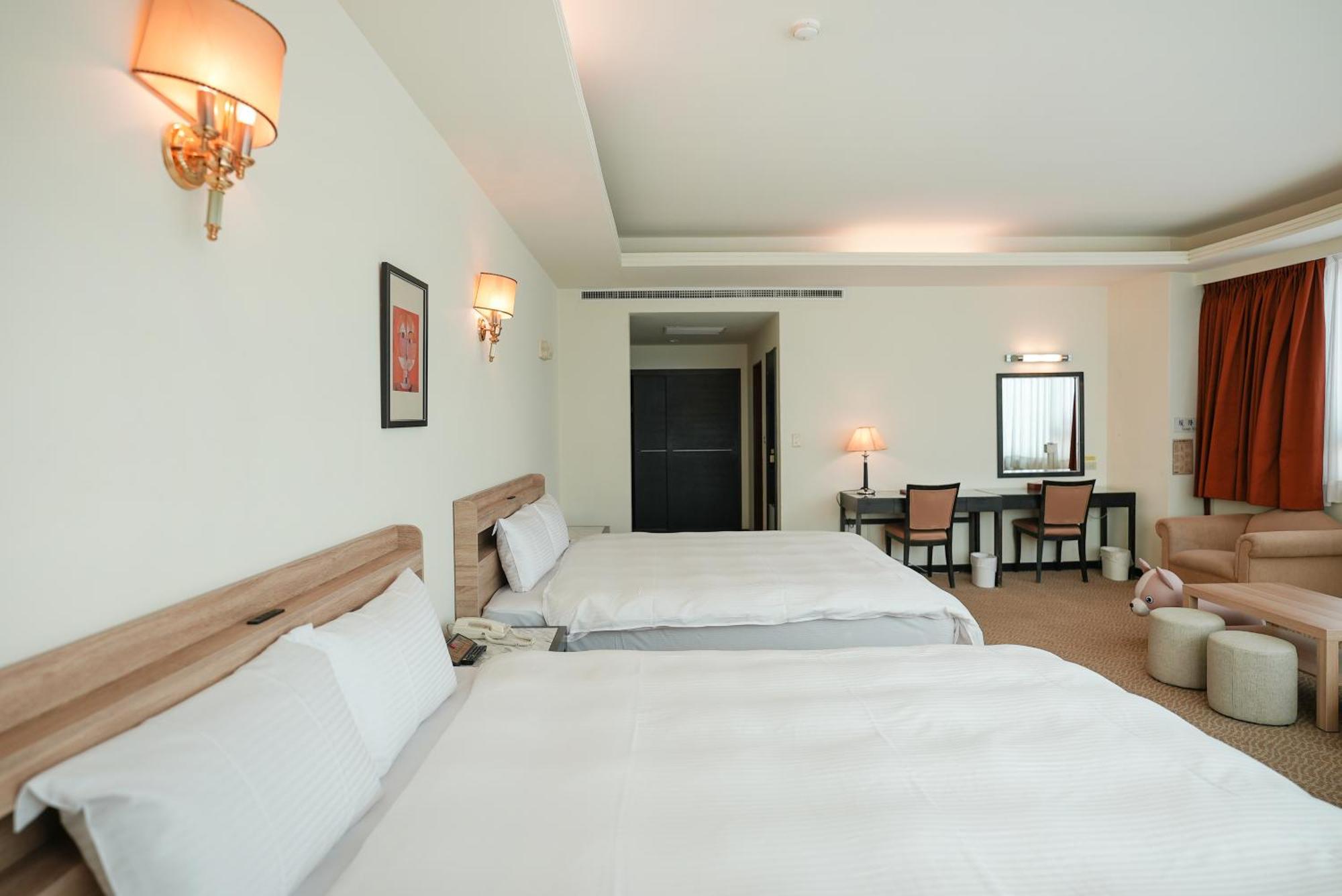 Herkang Hotel 타이중 외부 사진